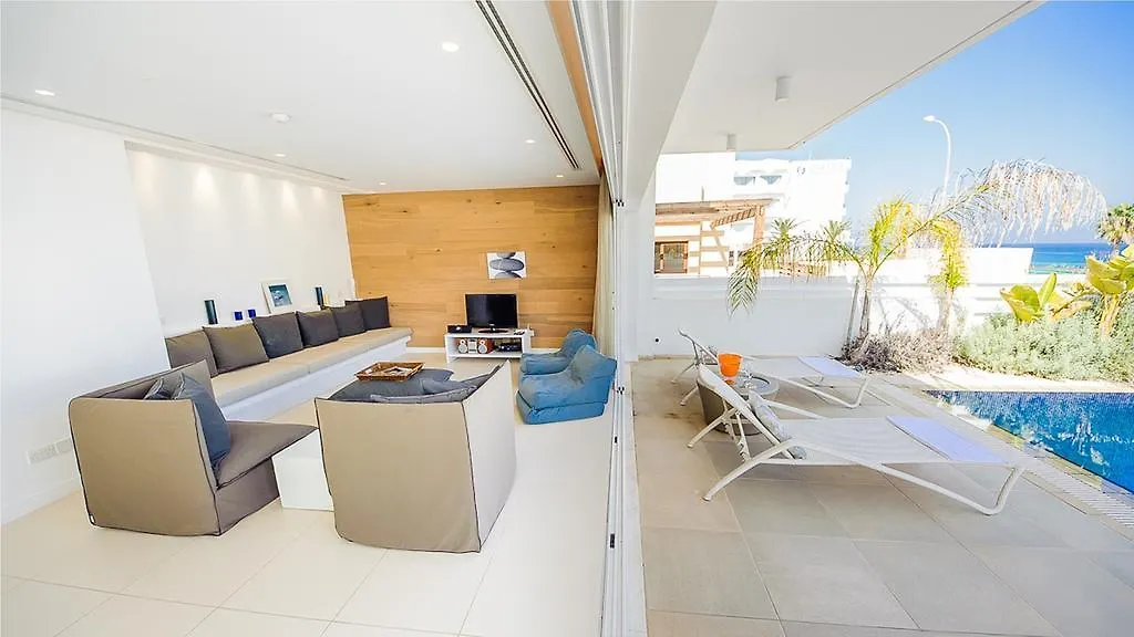 Protaras Holiday Villa 100