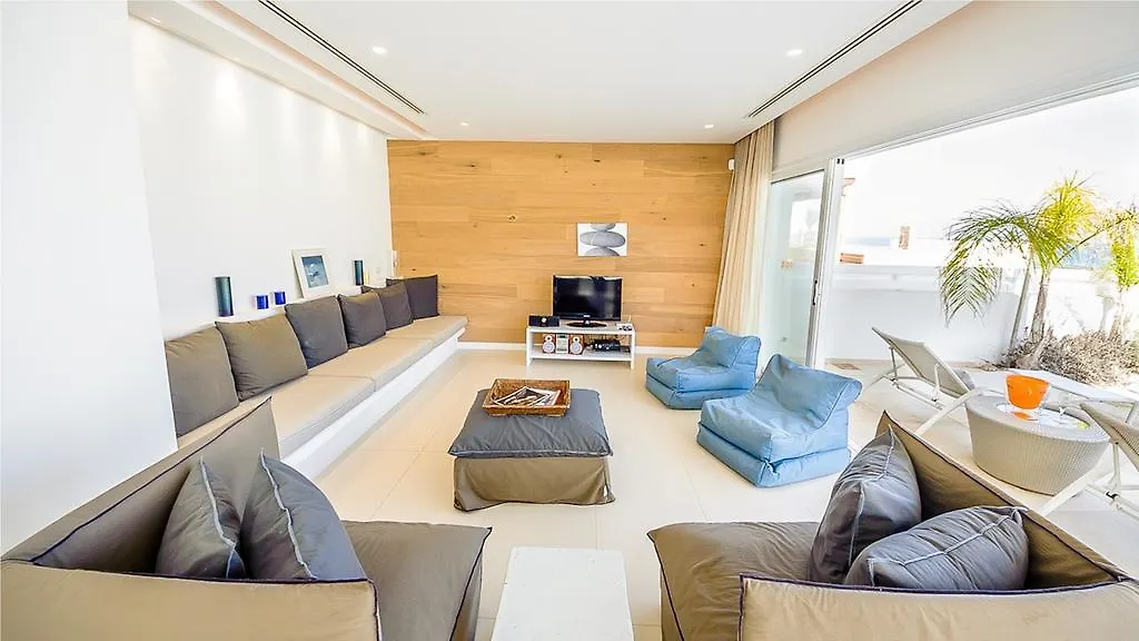 Protaras Holiday Villa 100