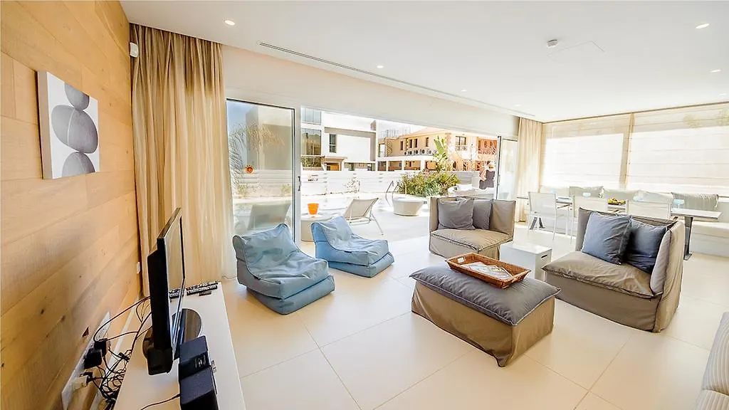Protaras Holiday Villa 100