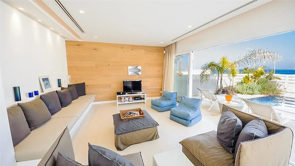 Protaras Holiday Villa 100